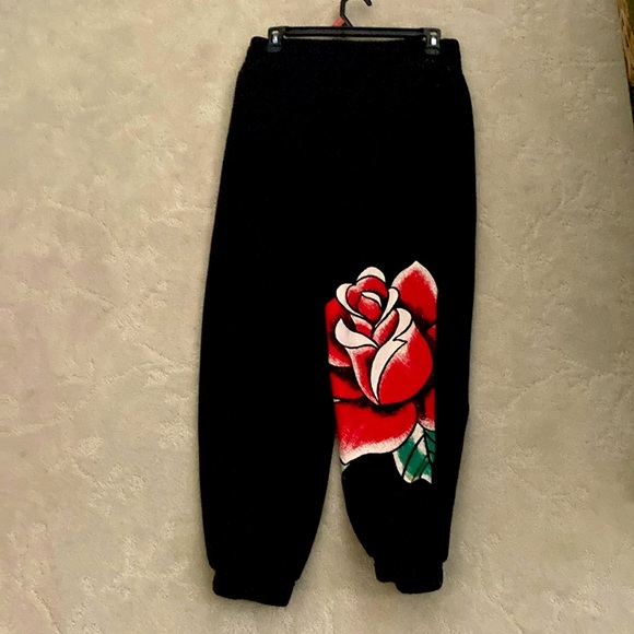 No Boundaries Pants - Black Red Rose Sweatpants